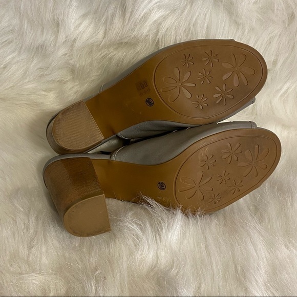 Chinese Laundry Shoes Women’s Size 8.5‎  Heel Buckle Strap Gray Open Toe - Picture 6 of 9